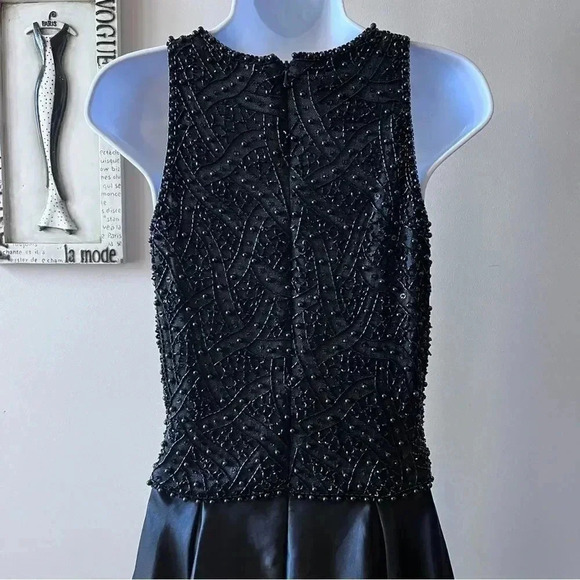 Vintage Victoria Black Silk Beaded Sequin Ball Gown Evening Dress Size 10 - Picture 9 of 15